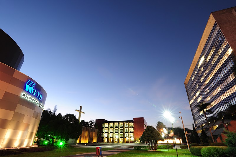 PONTIFÍCIA UNIVERSIDADE CATÓLICA DO PARANÁ (Curitiba)