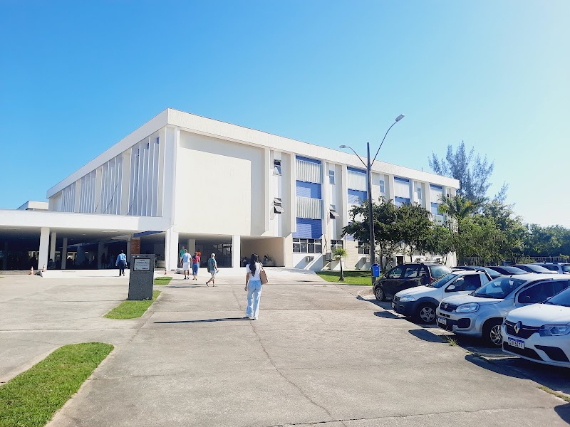 UNIVERSIDADE FEDERAL DO RIO DE JANEIRO (Macaé)